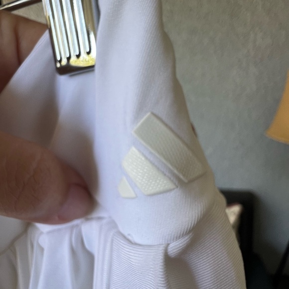 ADIDAS PLEATED SKORT, SIZE: Medium White - Picture 2 of 5